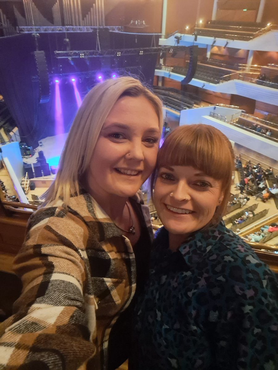 Eeekk sat in our seats … excited much!!! … waiting for @DanielBedingfld to come out! #bridgewaterhall #bff