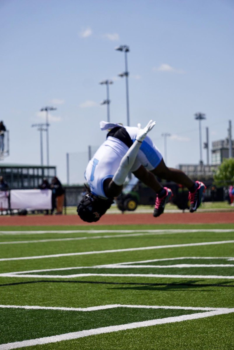 Doing flips over the competition. It’s a whole vibe in Waxahachie! @prospects7on7 @EgyptKid5 @Coast2Coasttc @PpSquaredProd @WeDemBos @THELIST7v7 @IAMEPIC247 @1on1FlexZone @redzonerecruit1