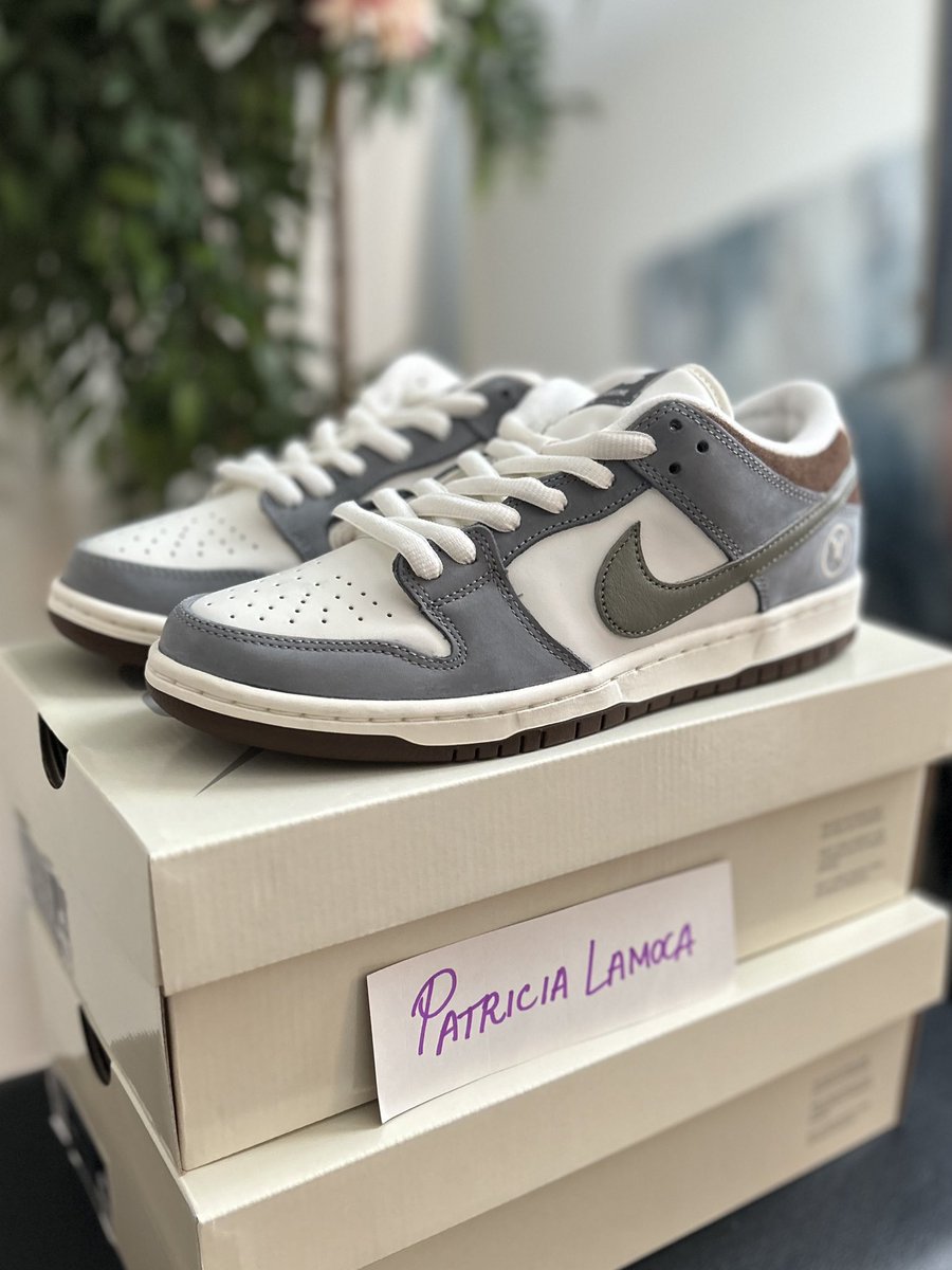 patricialamoca's tweet photo. SB Dunk Low Yuto sz 8.5 $320
SB Dunk Low Blossom sz 9 $260
SB Dunk Low Big Money Savings sz 9 $160
Kobe 8 Venice Beach sz 9 (2) $220 ea
All DS. Add for label. 
@SellKicksSunday https://t.co/A2VKfn4MJc