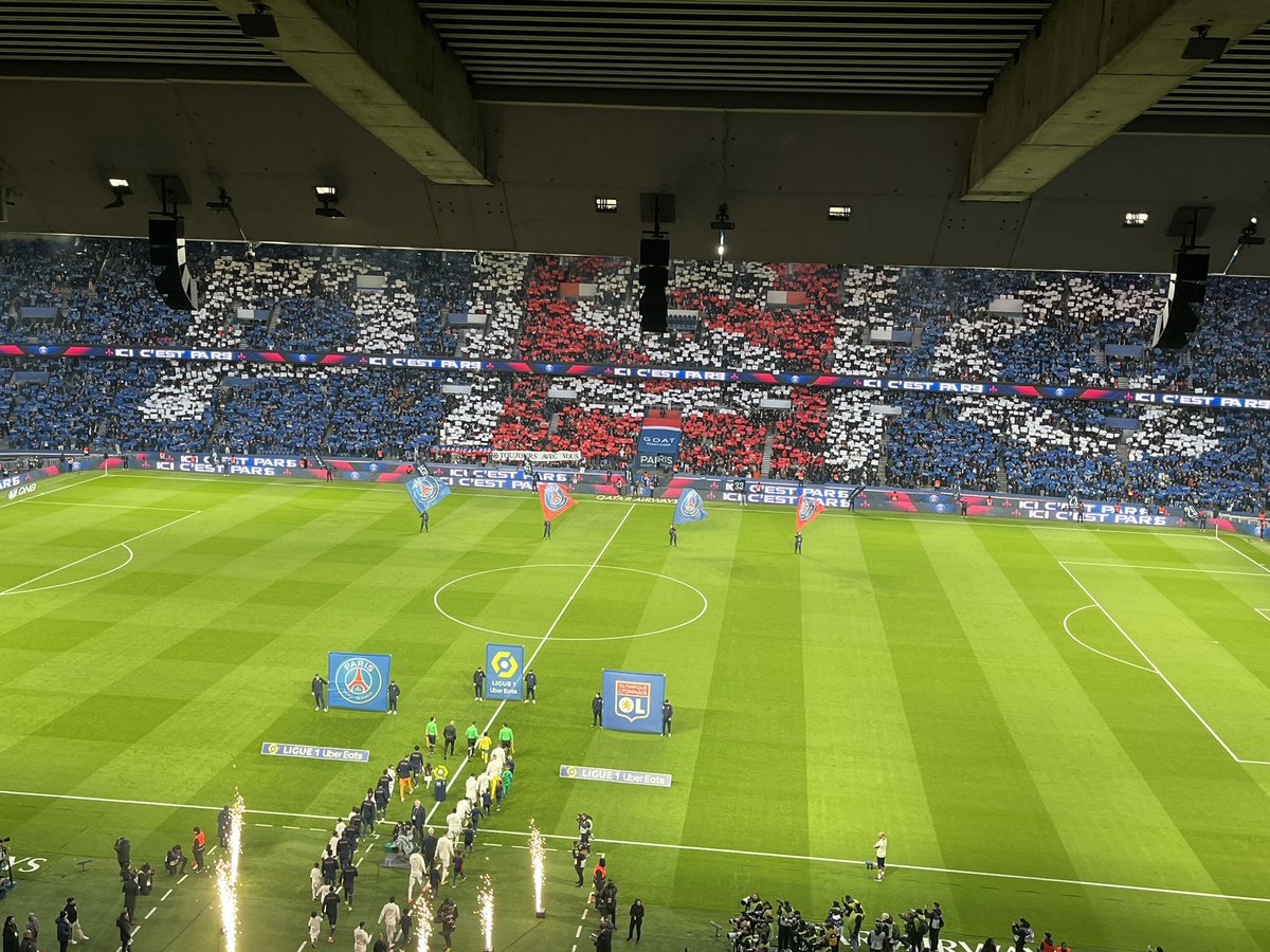 #AllezParis ❤️💙