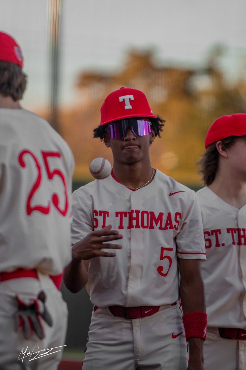 BasilioWilliams's tweet photo. Once again thankful and blessed to be invited out the @MLBDevelops Breakthrough Series. Ready to head back out to Vero Beach this summer and get after it! @OFFSEASON_BB @ElanisWestbro1 @kirkjj74 @CY24_7 https://t.co/LDlnTW38Ey