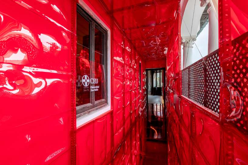 CasaDecor's tweet photo. El Equipo CEU San Pablo nos invita a sumergirnos en “La Pecera” el Espacio de la @USPCEU en la 59 Edición de Casa Decor. https://t.co/ncavuMXZKB