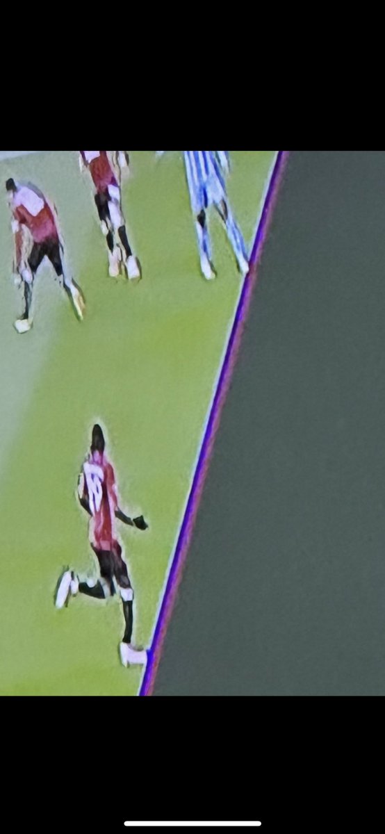 Thing is with VAR, move the line a pixel to the side and it’s on. They can manipulate the games however they want whenever they want. The blue line goes over Wan Bissaka’s foot for fuck sake 🤣