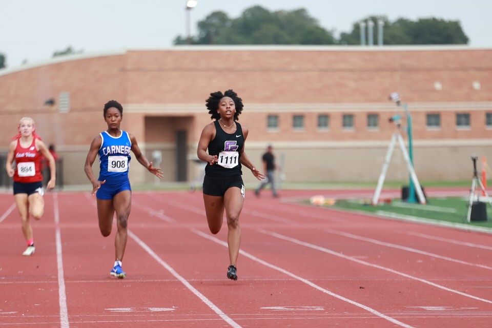Texas MileSplit tweet media