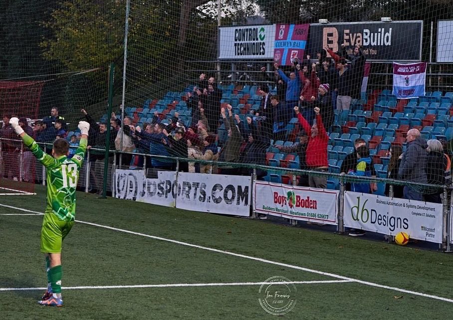 Big thank you to all the players, staff and fans <a href="/ColwynBayFC/">Colwyn Bay FC 🏴󠁧󠁢󠁷󠁬󠁳󠁿</a>. It’s been a difficult season but another great experience and one I’ve really enjoyed. 🕊️🕊️