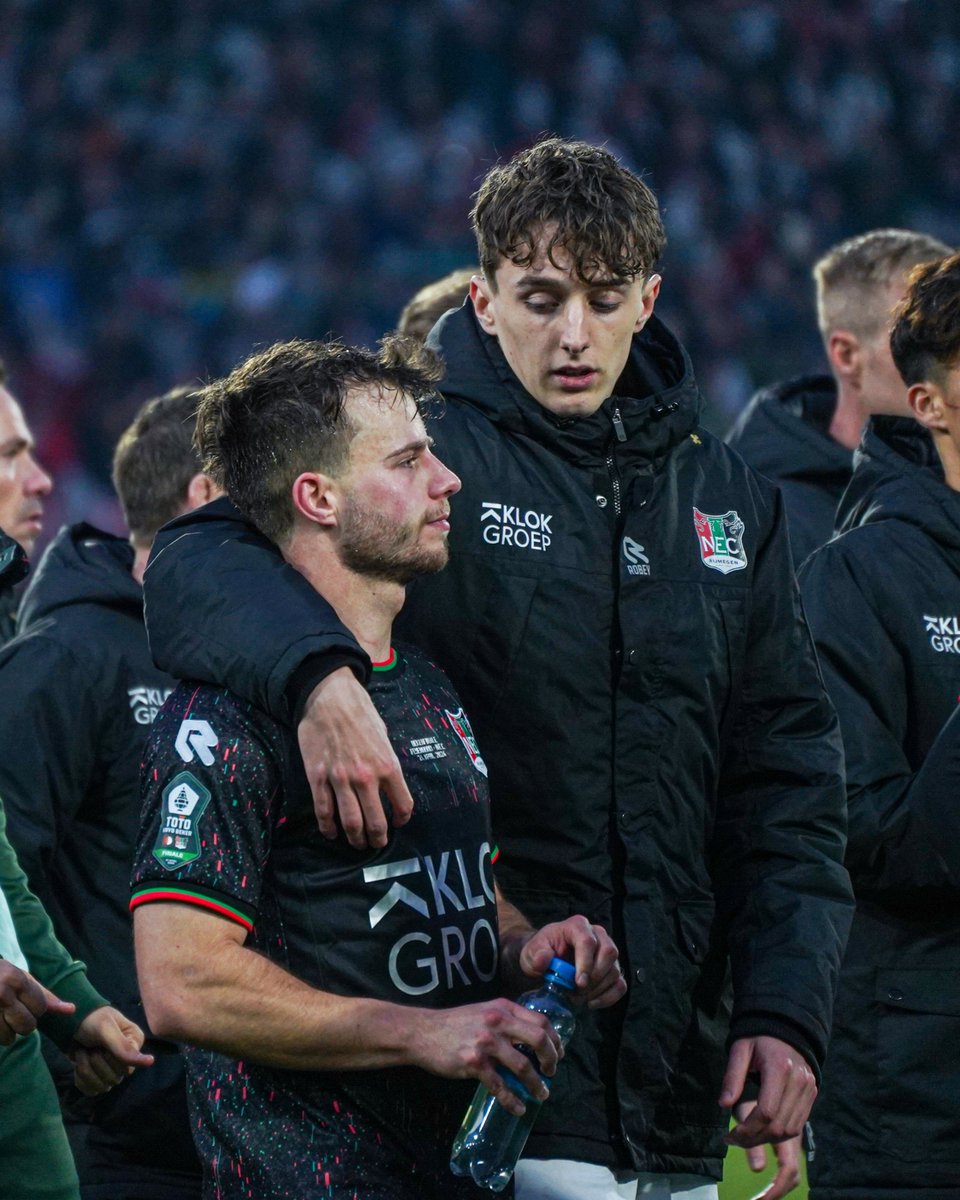 Trots op wat we bereikt hebben. Trots op wat we in Nijmegen en in heel Nederland teweeg hebben gebracht. Supporters, dank voor jullie oneindig grote liefde voor deze club. Goede reis terug naar Nijmegen, tot zondag.

#FEYNEC 1-0