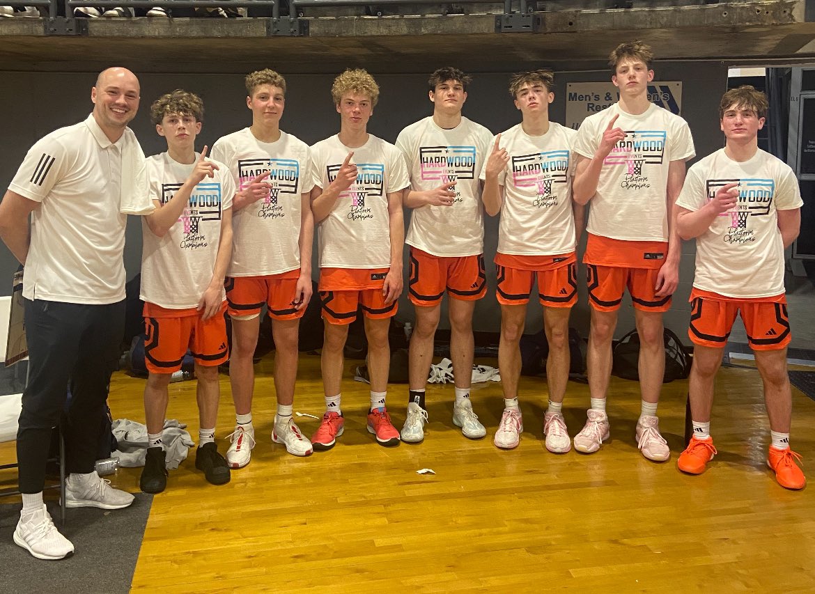 Congrats to our 16U’s on placing first at The Platform! 🏆 @BrockBadding went 8/10 from 3 in the championship game! @Hennen_Workouts has this group playing at an ELITE level.