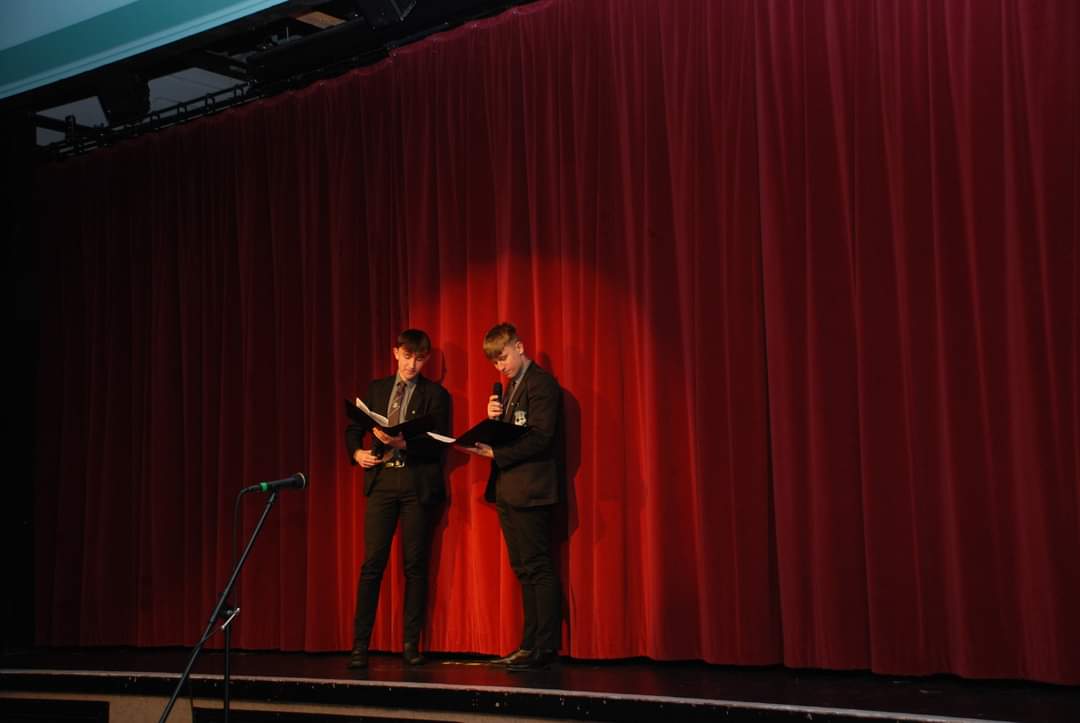 Recently, we had our Spring Concert showcasing the wonderful talents of our pupils. We had junior and senior choir, soloists, Irish dance, modern dance, instrumentalists and drama performances. We also had a few surprises along the way with songs from Laura and Mr Halligan.