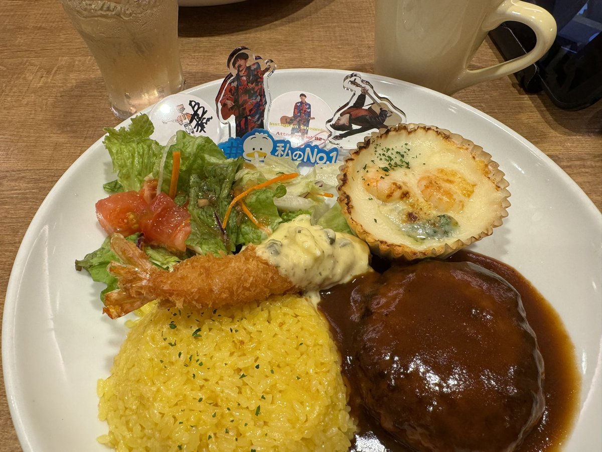 mimo_0605t's tweet image. ベーカリーシナノさんの新作サンドイッチ
（自家製コールスローとショルダーハムサンド）
MIX CAFEさんの美味しいコーヒー☕️
（丁寧に1杯ずつ入れてくれる☺️）
hometownの後ガストで大人のお子様ランチとシェアした抹茶パフェ
（リンゴ🍎パイ写真忘れた）
#ベーカリーシナノ
#MIXCAFE
#hometown