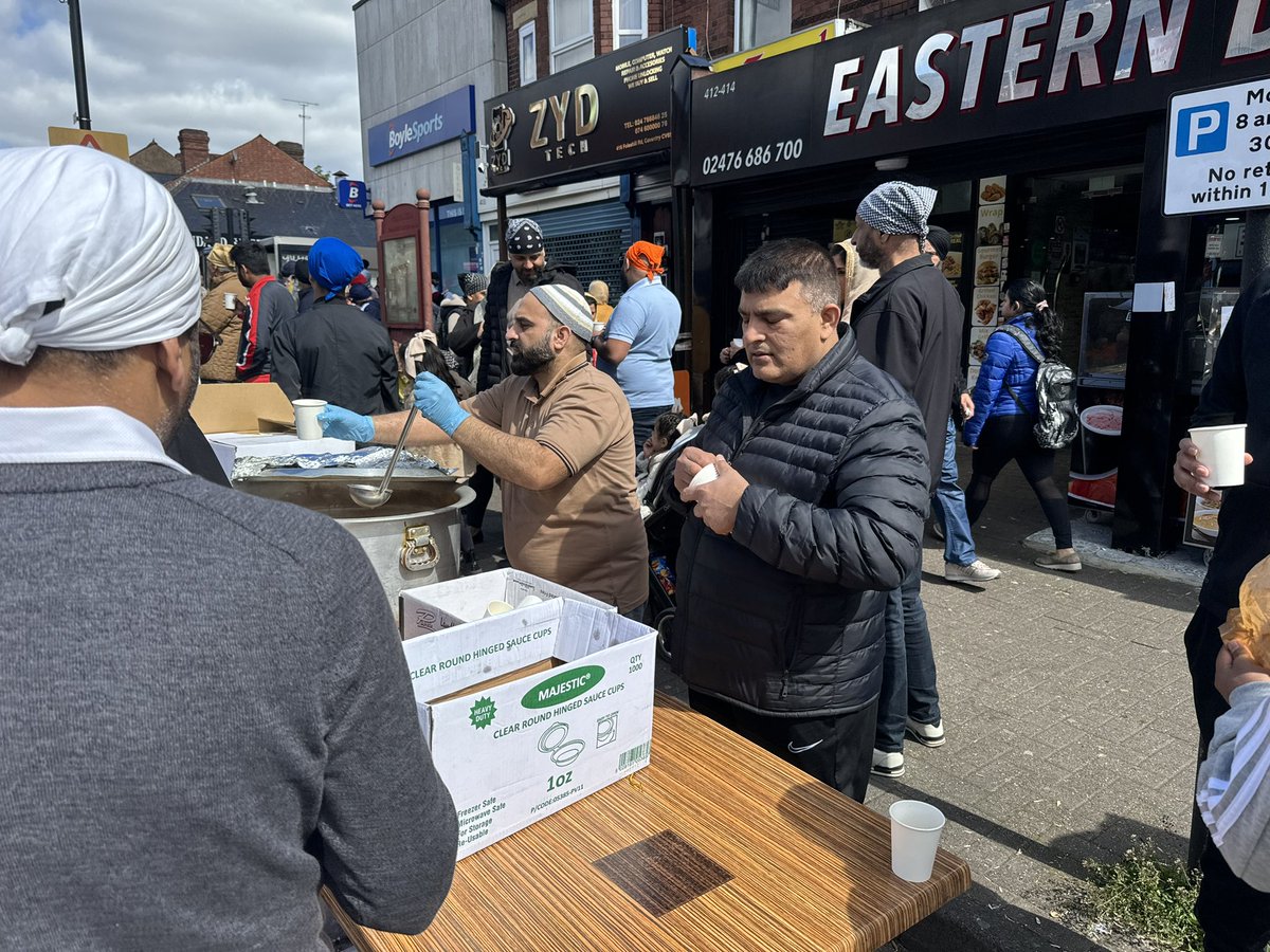 Vaisakhi 2024 Nagar Kirtan ( Sikh Community March in the City) to celebratete the Establishment of Khalsa (1699). All communities as normal joined in welcoming with smiles and many also offered food and drinks for everyone. Very joyful atmosphere & great weather. #ThisisCoventry