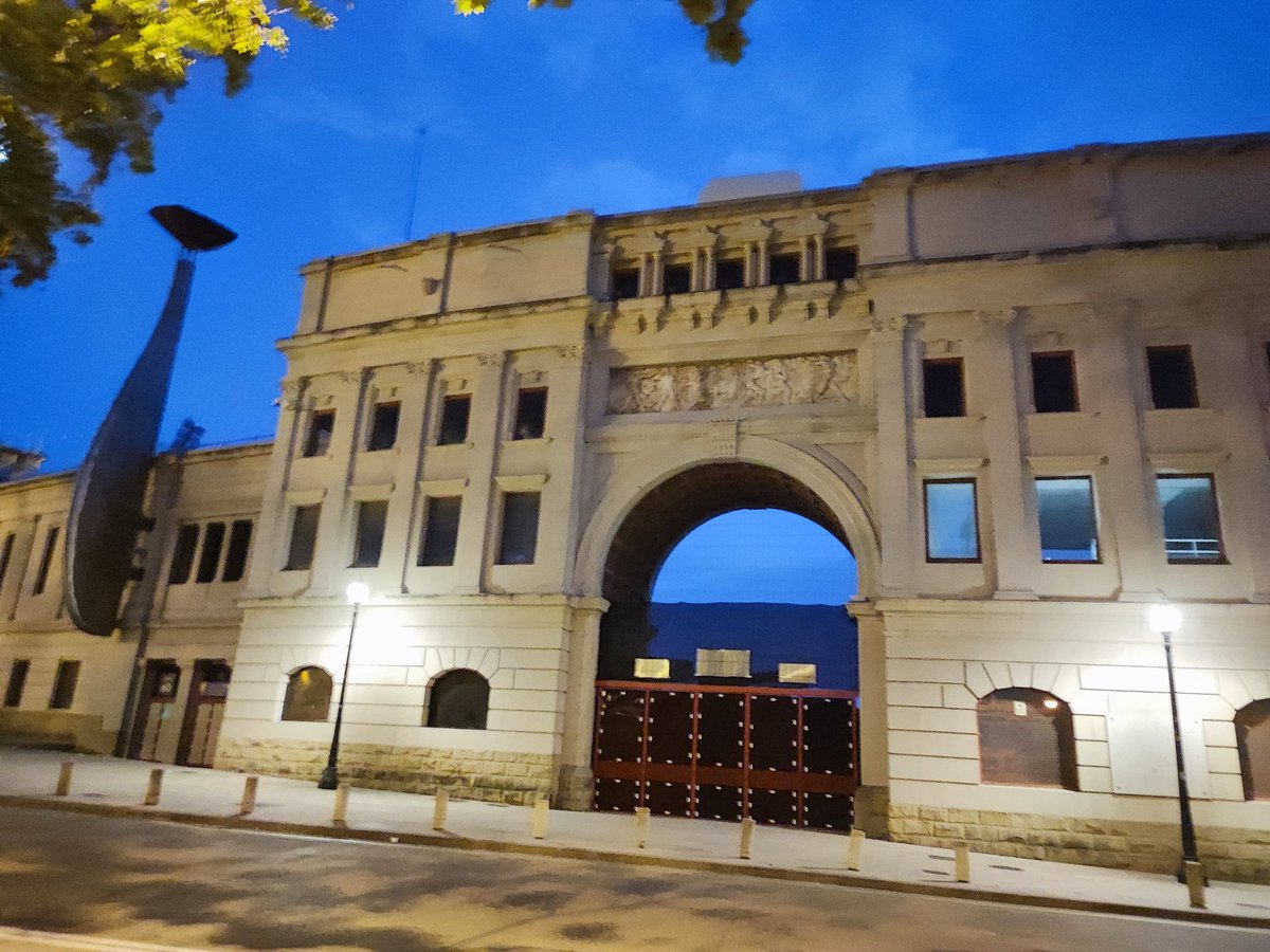 Dongcast tweet media