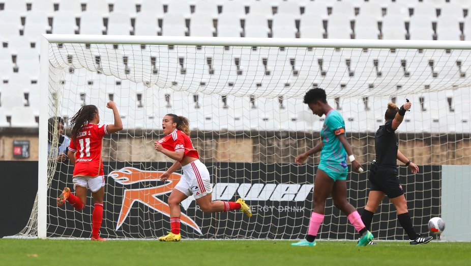 Vai ser o segundo jogo entre Benfica e Racing Power no Jamor esta temporada. Em janeiro houve empate 1-1 com golo da Norton, foi das piores exibições que já vi do Benfica. Muita atenção ao adversário, estão em terceiro no campeonato, têm menos golos sofridos que nós.