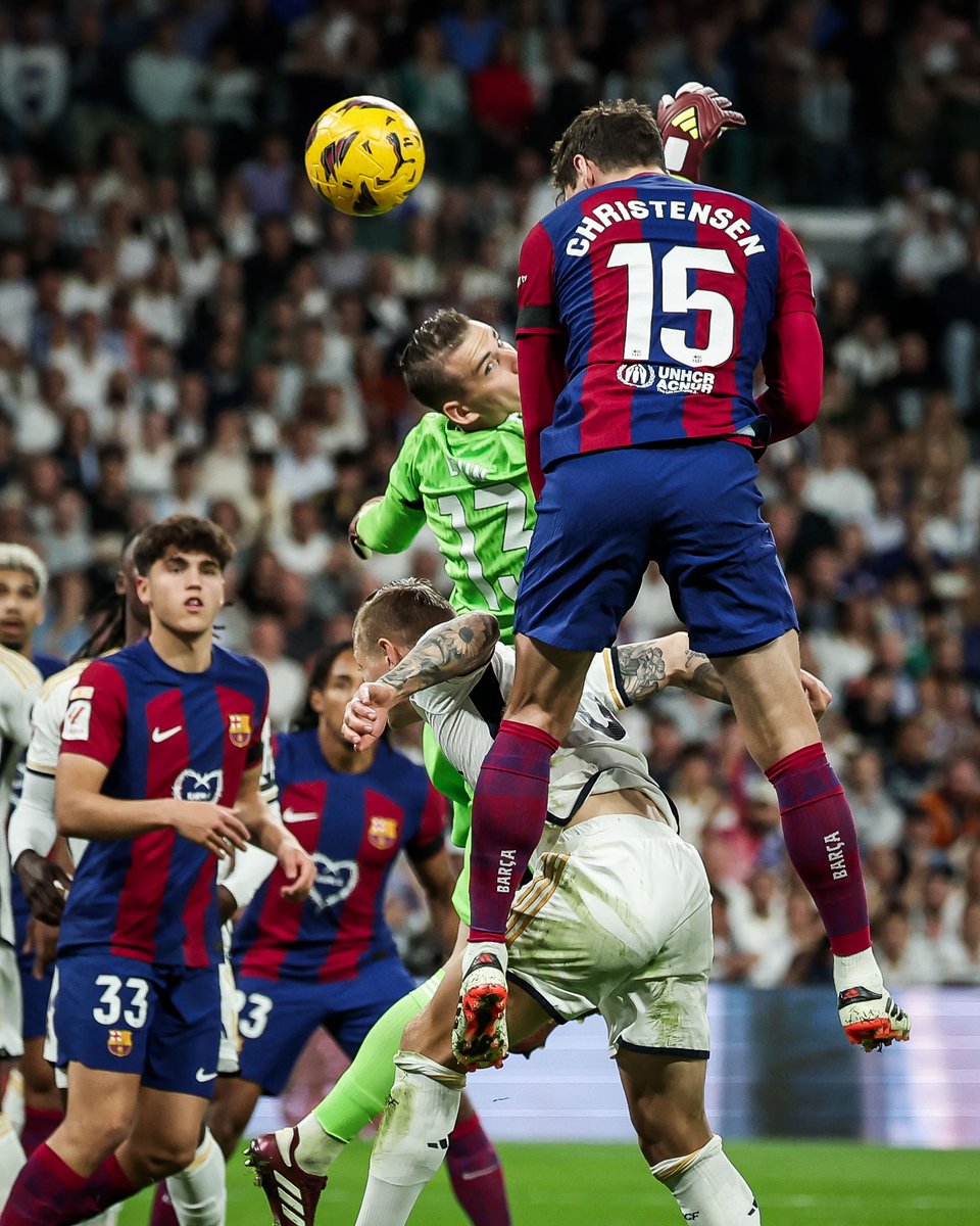 Andreas Christensen gives Barça the lead just six minutes in 😤