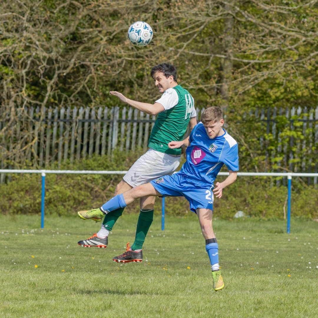 ImageryPM's tweet photo. Went along to @TheWhitbyClub yesterday to take some photos of @eptfc V @Fcbootle finishing 2 - 2
#football #sport #sportsphotography #photography #westcheshireafleague #ellesmereport #eptf #ellesmereporttownfc #fcbootle #bootle @EngageWeb @16realestate https://t.co/nRiuLrF2DW