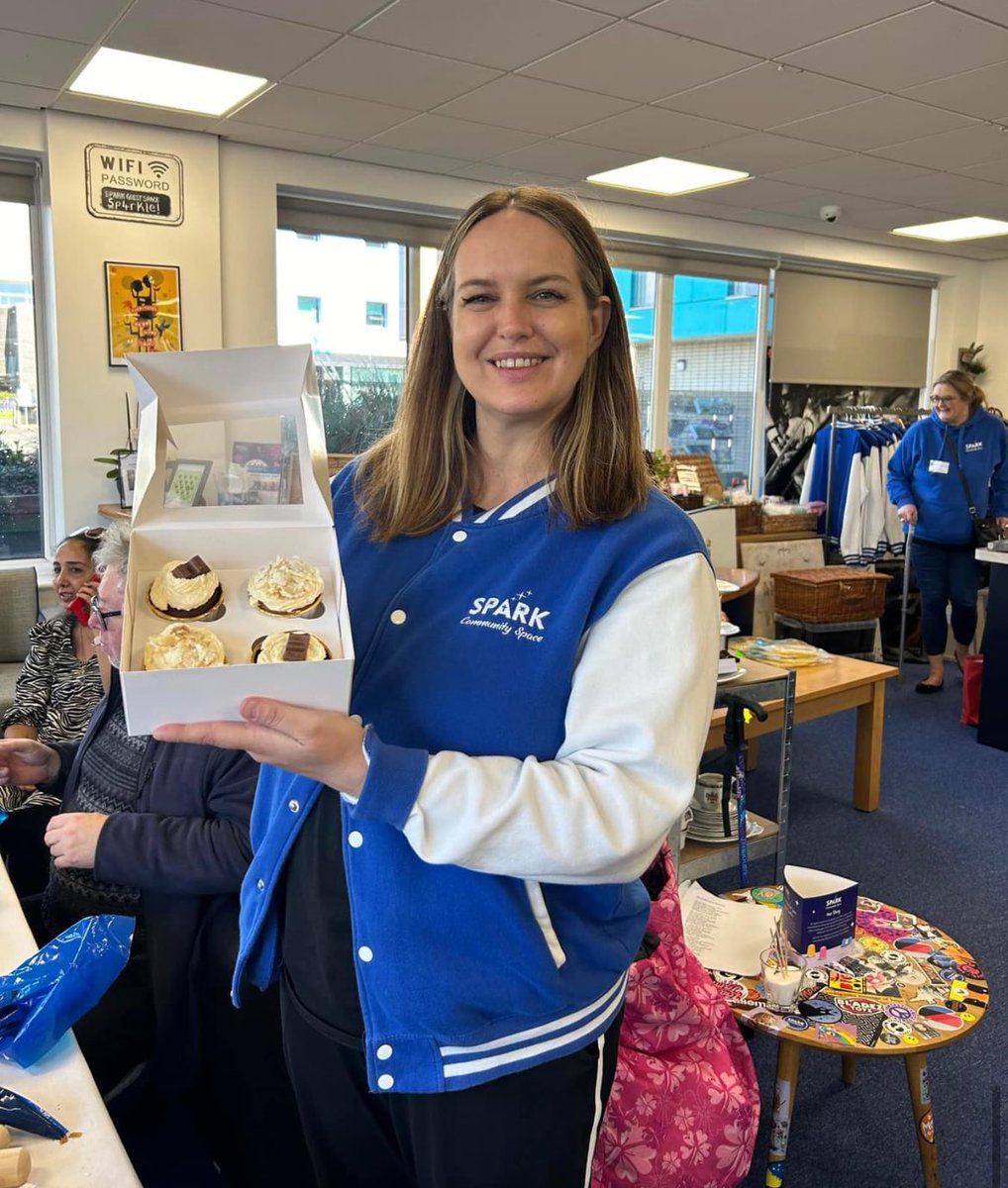 sparkintolife's tweet photo. We have a beautiful community of support and we loved @TheTenthHole Team when they came to help - look what beauty they brought #bestcafe #bestcake https://t.co/VWbj4eOZX2