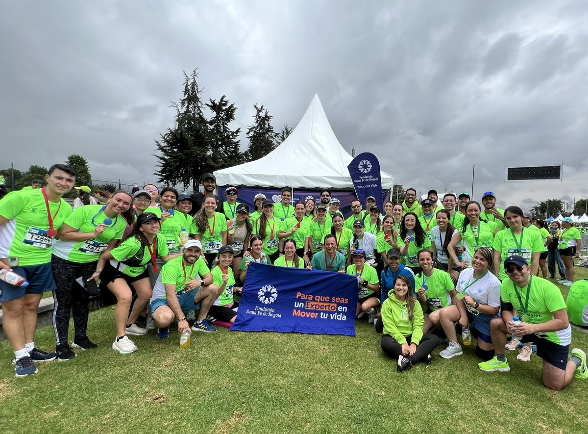 Hoy estuvimos en la #CarreraVerde , acompañando a nuestros corredores. ¿Y tú por qué corres? 🏃‍♀️🏃‍♂️