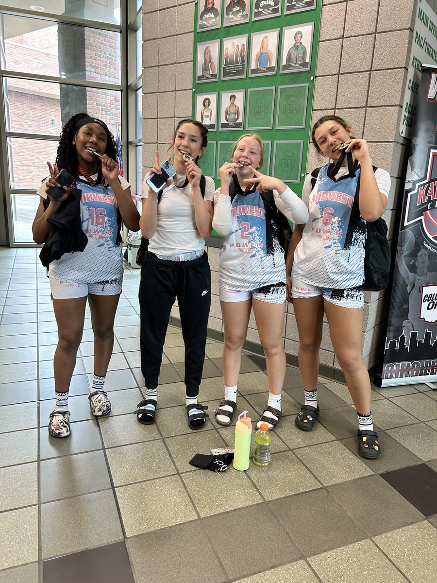 Brittaney Cymbolin tweet media