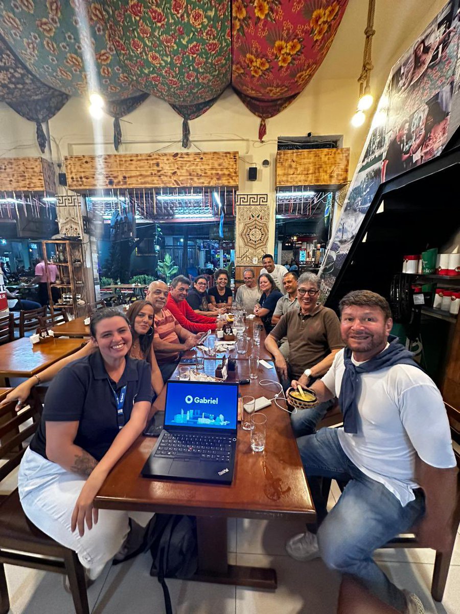 beca_alexandre's tweet photo. Como vereador, defendo a clareza, transparência e parcerias para servir nossa comunidade com integridade. Agradeço à minha equipe e parceiros pelo trabalho conjunto. Juntos, continuaremos trabalhando por um futuro melhor para todos. #Transparência #somosdaqui #alexandrebeca https://t.co/tGgG7cJuXv