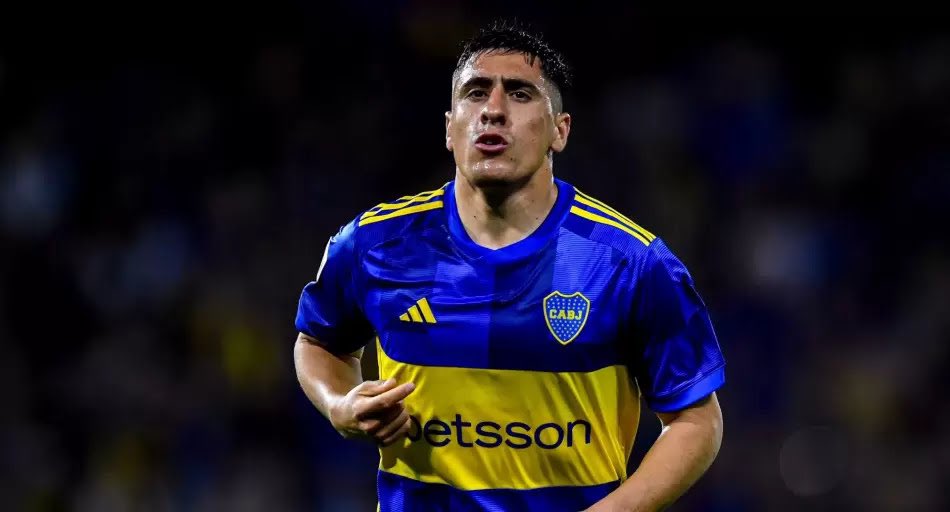 ⚽️ Que determinante es Advíncula en #Boca. Gol de #Merentiel para empatar el #Superclásico 🔥

🕞 Final del PT: #River 1 - 1 Boca