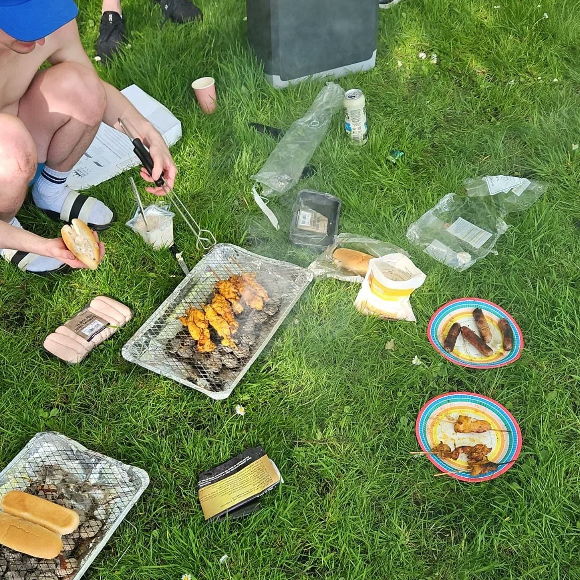 What's the best way to enjoy the sun ?? Tag rugby and a BBQ of course 🏉☀️🏉 A special thank you to James for organising a fabulous day out 🥳 #tagrugby #Limerick #summer