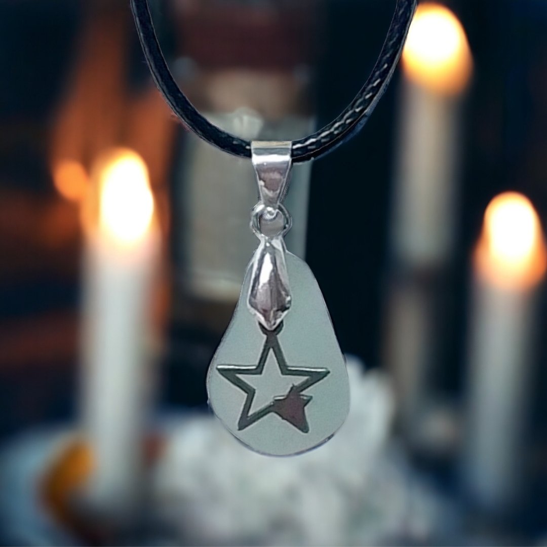 Star Seaglass necklace 🖤#craftmakersuk #BizBubble #SmartSocial #getthatgift #HandmadeHour #UKGiftAM #UKGiftHour #craftbizparty #inbizhour #elevenseshour  #seaglass #horrorgifts #witchy #etsyshop #horrordolls #gothic #thecreepypalace #smallbizzsunday