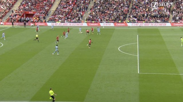 NsmUnited's tweet image. No penalty                              Penalty 

Offside                                     Offside

Where is the consistency with VAR??? 

#MUFC #FACup #COVMUN #VAR #mulive 🏆🔴