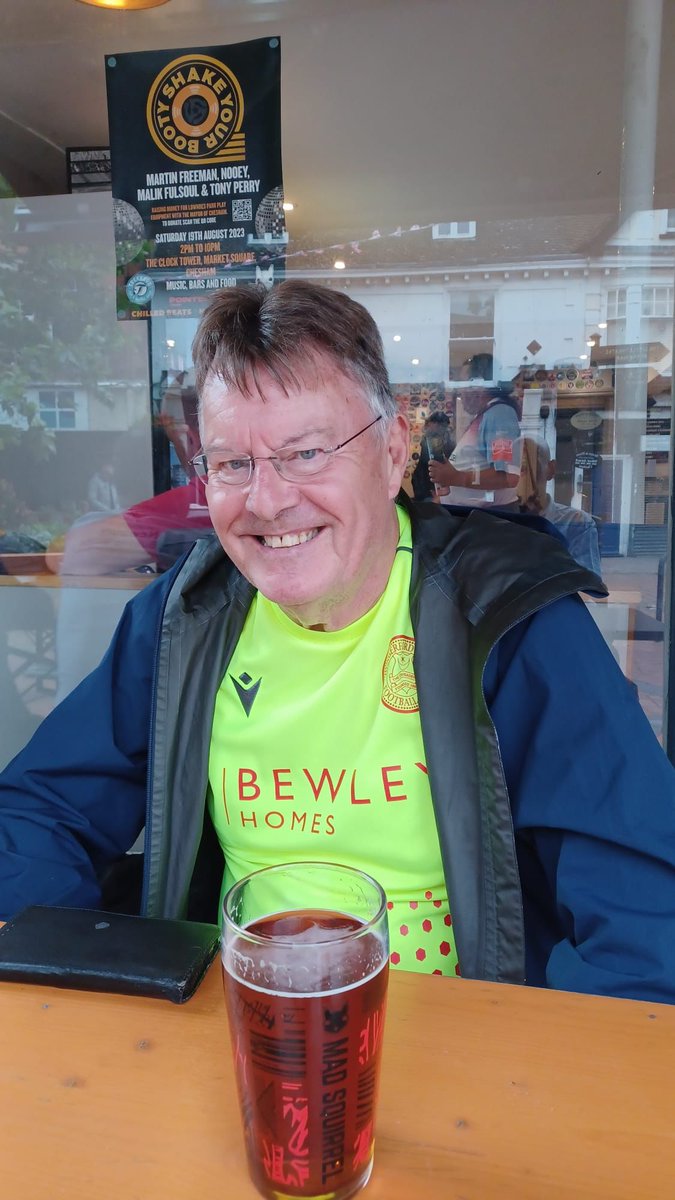 Hungerford Town FC are sad to hear we lost one of our football family last week. Mick Reay was a Hungerford Town season ticket holder and travelled away regularly supporting the Crusaders on the road. The clubs thoughts are with his wife Sue, his family and his friends. RIP Mick
