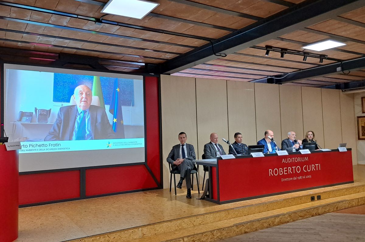 Convegno sul cambiamento climatico promosso da Federmanager Bologna - Ferrara - Ravenna e Ordini degli Ingegneri di Bologna, Ferrara e Ravenna per celebrare la Giornata della Terra (Bologna, 19 aprile 2024)

oggigreen.it/convegno-clima…