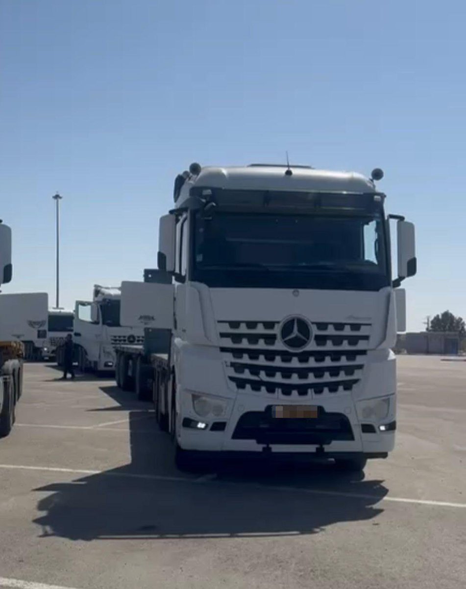 To increase the distribution of humanitarian aid to Gazans, a transfer of 15 trucks purchased by @UNOCHA was completed with the coordination of @cogatonline . The trucks were transferred after undergoing security checks at the Kerem Shalom Crossing.