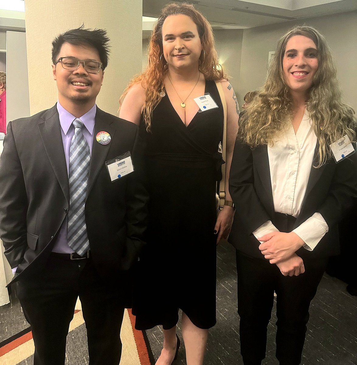 Staying active in the community @SBWorkersUnited Virginia Partners, Jayde, from Arlington Courthouse Starbucks, along with Earvin & Emilia from Gate House Starbucks in Falls Church attended the @arlingtondems 2024 #BlueVictoryDinner last night! Looking sharp! #sbwumarjb #sbwu #1u