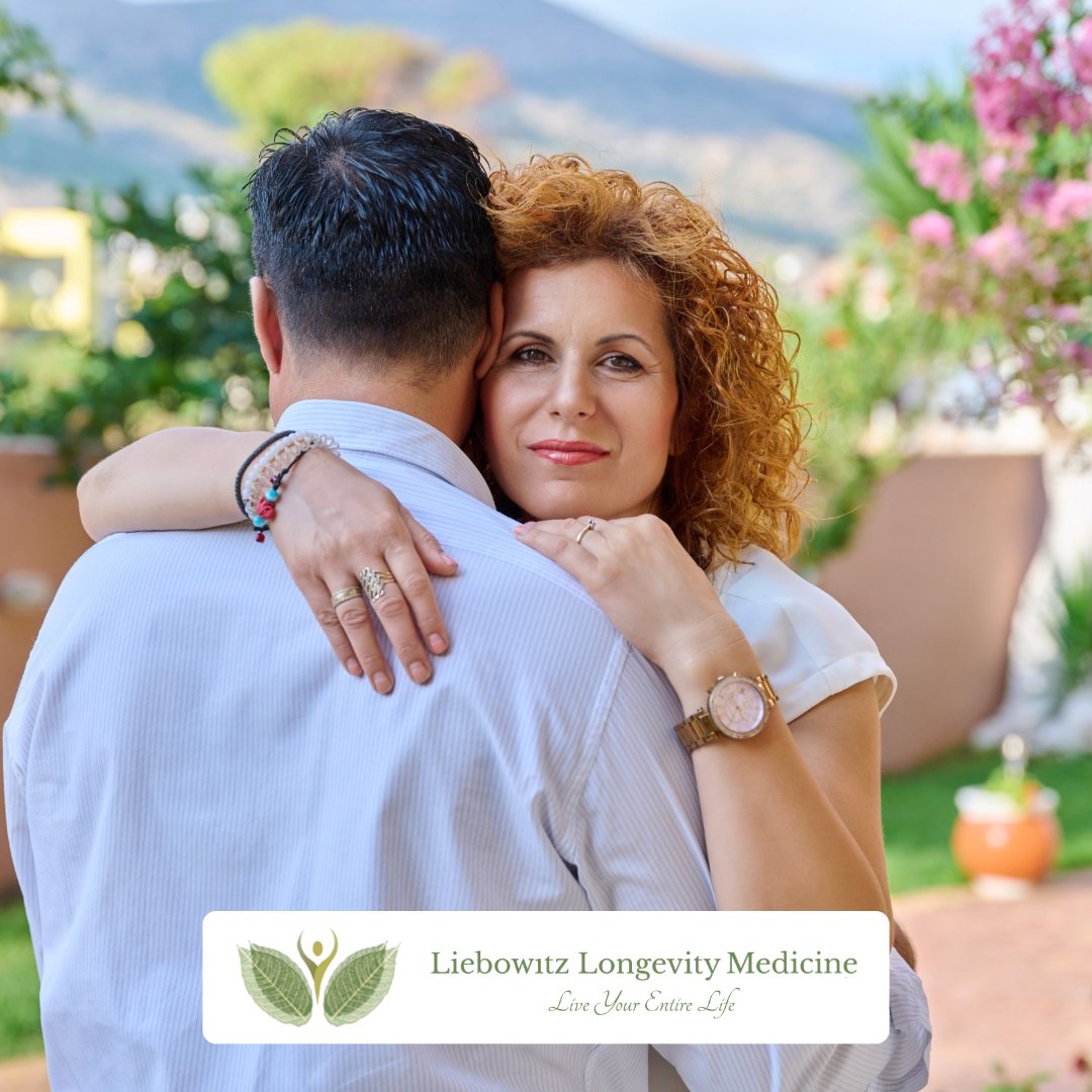 Feeling constantly drained and foggy? You're not alone. Maintaining high energy levels and mental clarity feels like a distant dream for most. But what if the solution lay within us, quite literally, in our hormones? 🌟 liebowitzlongevity.com