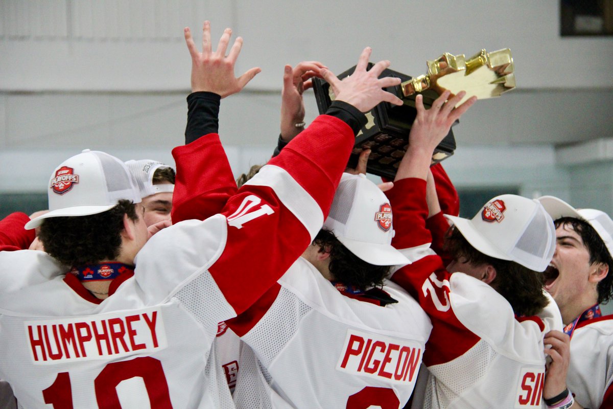 GTHLHockey's tweet image. 🏆 U16 A Championship Series:

Congratulations to the Toronto Eagles 🦅 on capturing the GTHL Championship with a 2-0 win over the Markham Islanders in Game 6⃣!

📸G GALLERY | tinyurl.com/4j2v62a8

#GTHLPlayoffs | @gitchsportswear