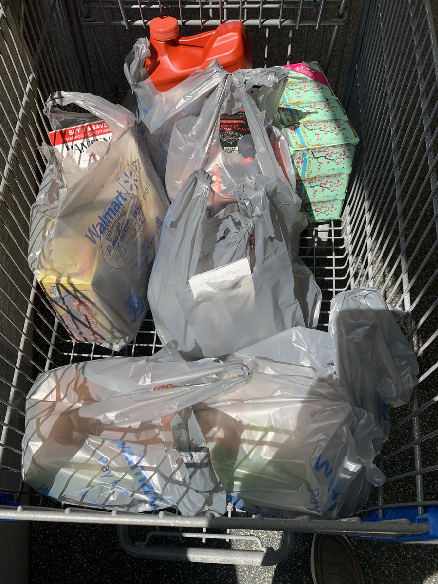 Robert_xob's tweet image. Here’s a 150 dollars worth of groceries, minus the motor oil. But @JoeBiden says everything fine, there’s no inflation… come on man… 👴🏻 does anybody really want four more years of this???? 

#Bidenflation #StopVotingBlue
#KillingTheMiddleClass
#ComeOnMan