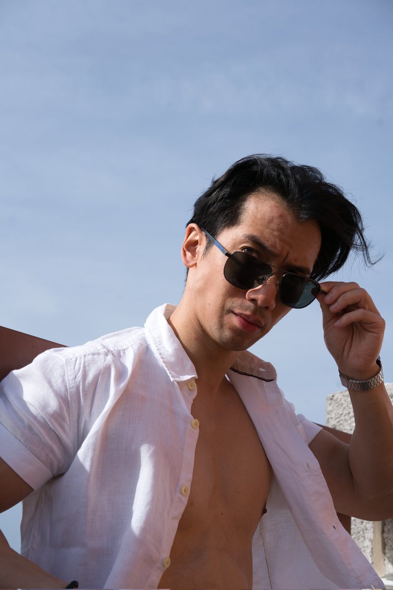realtanwin's tweet photo. Casual Style 🕶
-------
Style décontracté 🕶
-------
📸 Photo by @nekoflex_photo
👕👖⌚️ @wefashionman @ZARA @casiouk
-------
#shooting #asianactor #parisshooting #vietnamesemodel #vietnameseactor #paris13 #parisxiii #paris13eme #zara #wefashion #casio https://t.co/eSQhv8sWxn