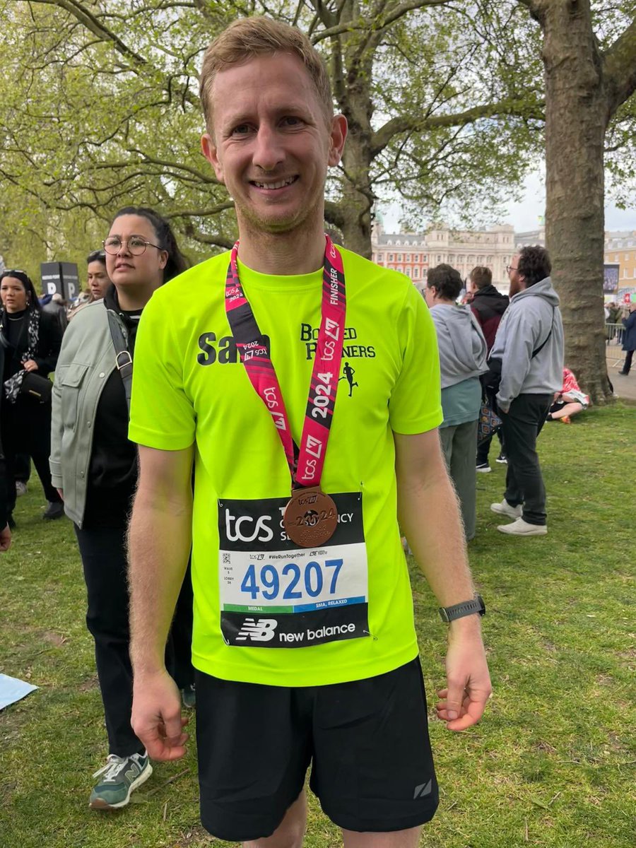 London marathon ☑️ loved the atmosphere , the legs not so much . Double marathon challenge done ! Thanks for all the donations too date