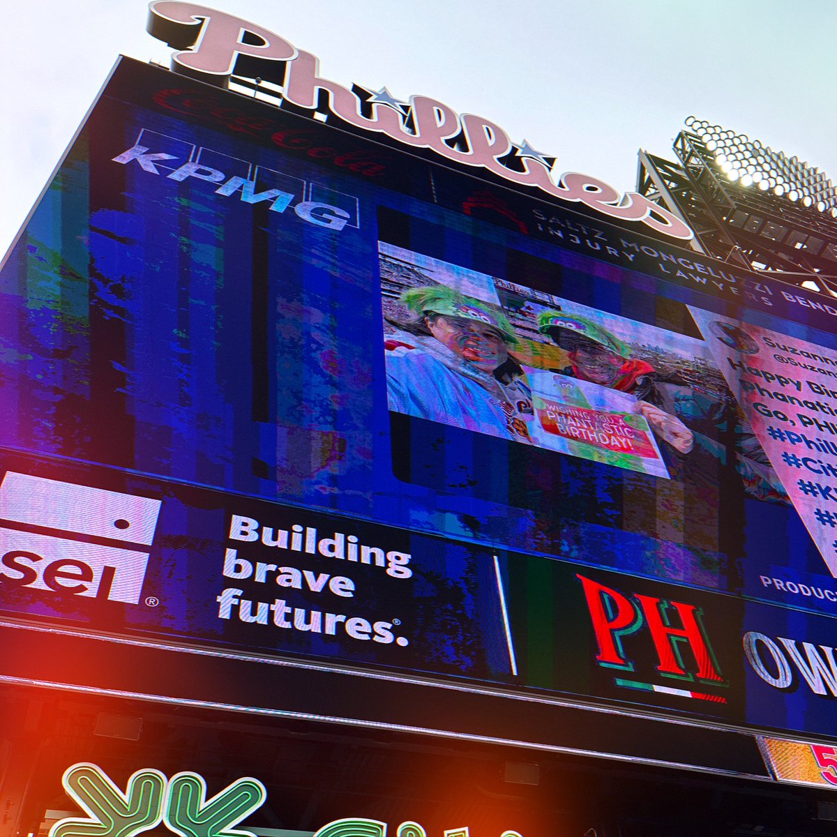 Love seeing PACT friends and supporters like @KPMG_US and @SEIInvestments the big screen at the @Phillies game!