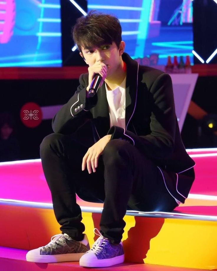 @InolvidableDear @LorenaLiu11 @dimash_official Las letras de sus canciones son hermosas. Creo que Dimash es un 'Storytelling' Él nos cuenta y nosotros escuchamos con atención.

THE KAZAKH SUPERSTAR   
#DimashOnShazam  
#DimashQudaibergen