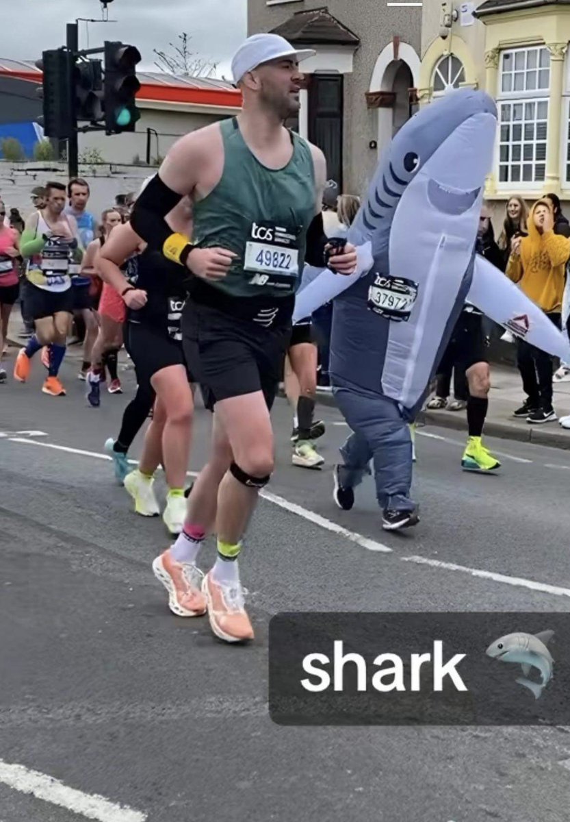 London Marathon bucket list ✔️ oh and I got to run a few miles with a shark 🦈 as you do 😂! x