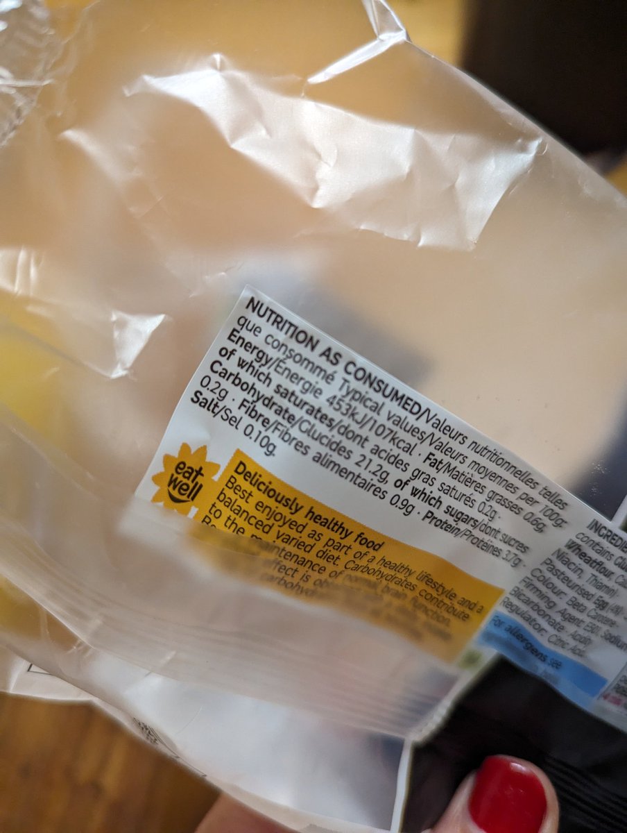 zdslade's tweet photo. @marksandspencer I know you think you're being helpful changing all your nutrition info to  'as consumed' but you're not. Anyone actually bothered will weigh up front, so you've just made it so much harder for those that it actually matters to #gbdoc #T1D #diabetes https://t.co/oRurSvCaWy