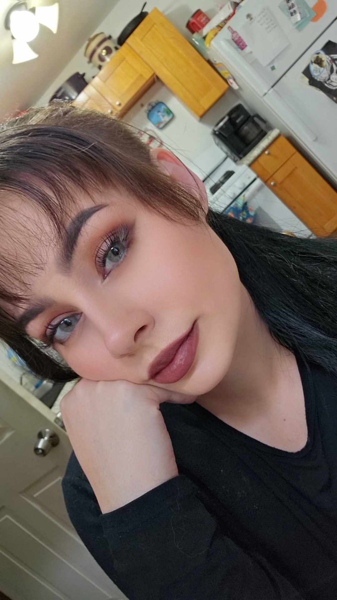 CryptidTea3399's tweet photo. How is everyone doing today? 💜

#kik #streamergirl #streamer #contentcreators #content #hot #girly #onlyfanscreator #onlyfans #thahotkat https://t.co/Z8X989fE0k