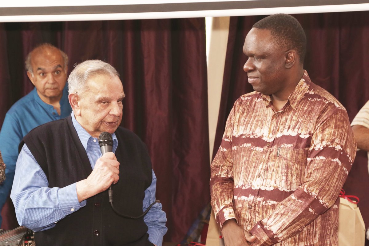 I was honoured and humbled to meet Mzee Vinoobhai H Doshi, a nonagenarian diaspora, at the Friends of Tanzania reunion in London.   Mzee Doshi made a significant contribution to Tanzania's financial sector. He worked for the government of Tanzania from 1965 to 1974. He started