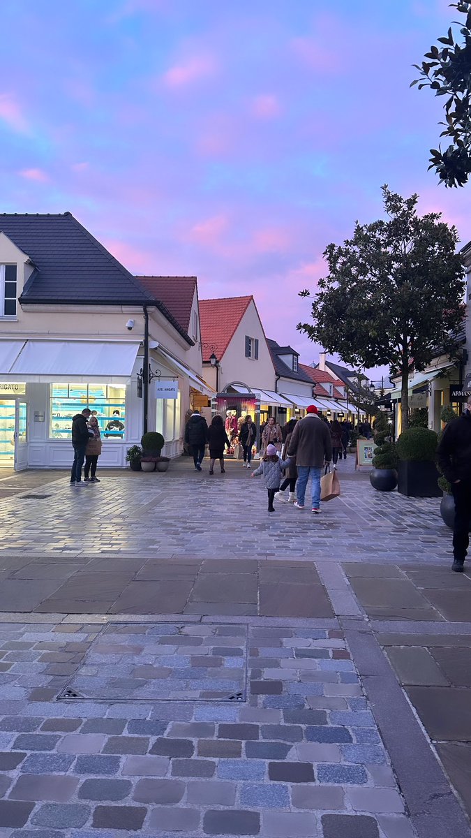 Paris at night♥️
