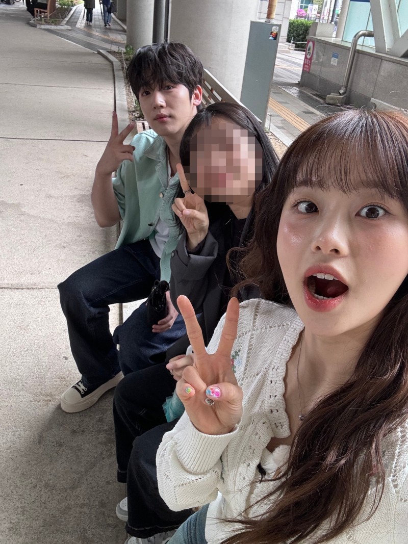 WEiBrazil's tweet photo. #NAVER | 20.04.24

Atualização no Naver blog com o Yohan.

A pessoa que foi entrevistada por Yohan e Chuu escreveu sobre sua experiência em seu blog.

📎https://t.co/me4loZycTc

#위아이 #WEi #김요한 #KIMYOHAN
@WEi__Official @WEi__Member https://t.co/8TQCbQYOwy