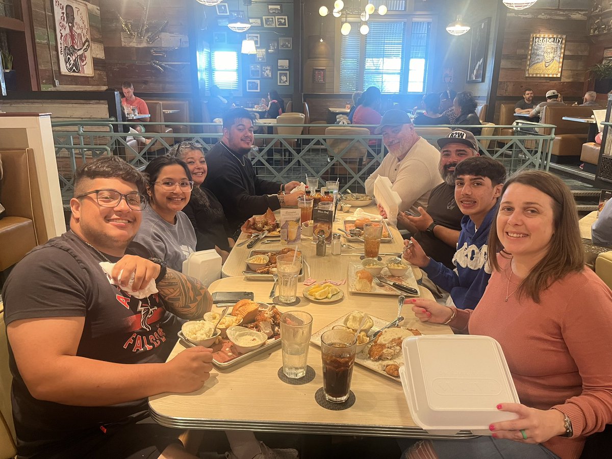 LpBigMac's tweet photo. Celebrating the matriarch of the family’s birthday #Wela 💖 https://t.co/p0k8KVJ30F