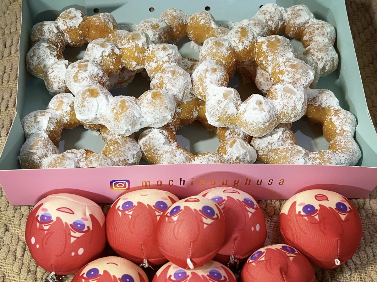 Bbykasa's tweet photo. funnel cake flavor 😍😍😍😍😍😍😍😍 https://t.co/Z2VdZxCEFP