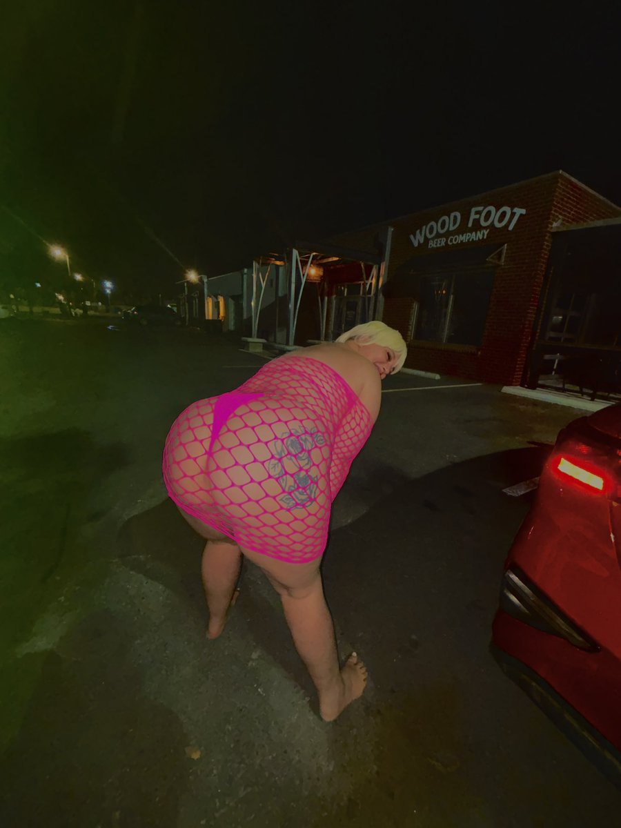 renae83507's tweet photo. White toes for the hoes These Bitches cant sit with chu 💓 https://t.co/KbpnUp86bz