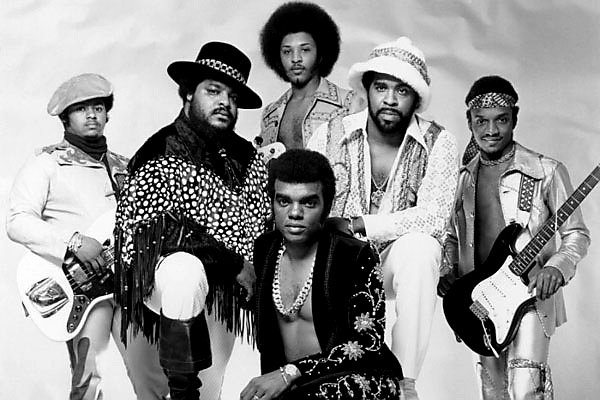 Opus' Essential 10 45s ◇Isley Bros 1969- 76◇ 6| Love the One You're With (71) 5| That Lady (73) 4| It's Your Thing (69) @Laurazee6 @lesgreen66 @TwoJClash @colinphoenix @nottco @robklippel @Kevinkjh22 @Coceee @glezsafcftm @JFluffytails @PaulBrazill @777Bowie @lee0969 @turvey84