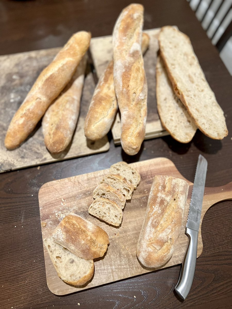 nichtszusehenn's tweet image. Sourdough Sandwich Bread

40% Poolish
40% Starter
65% Hydration
12 Hours - Bulk Fermentation

#خمیرترش
#RealBread
#Sourdough
#23Cafe