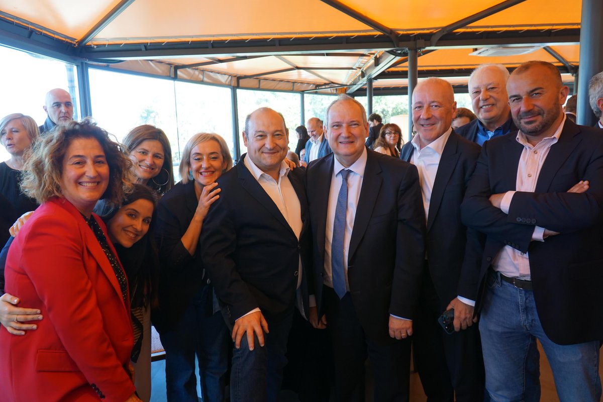 PSCViladecans's tweet photo. Divendres a Sant Boi amb el ministre Jordi Hereu. Una trobada amb diferents empresaris/es de la comarca. https://t.co/3UGdiVnZoR