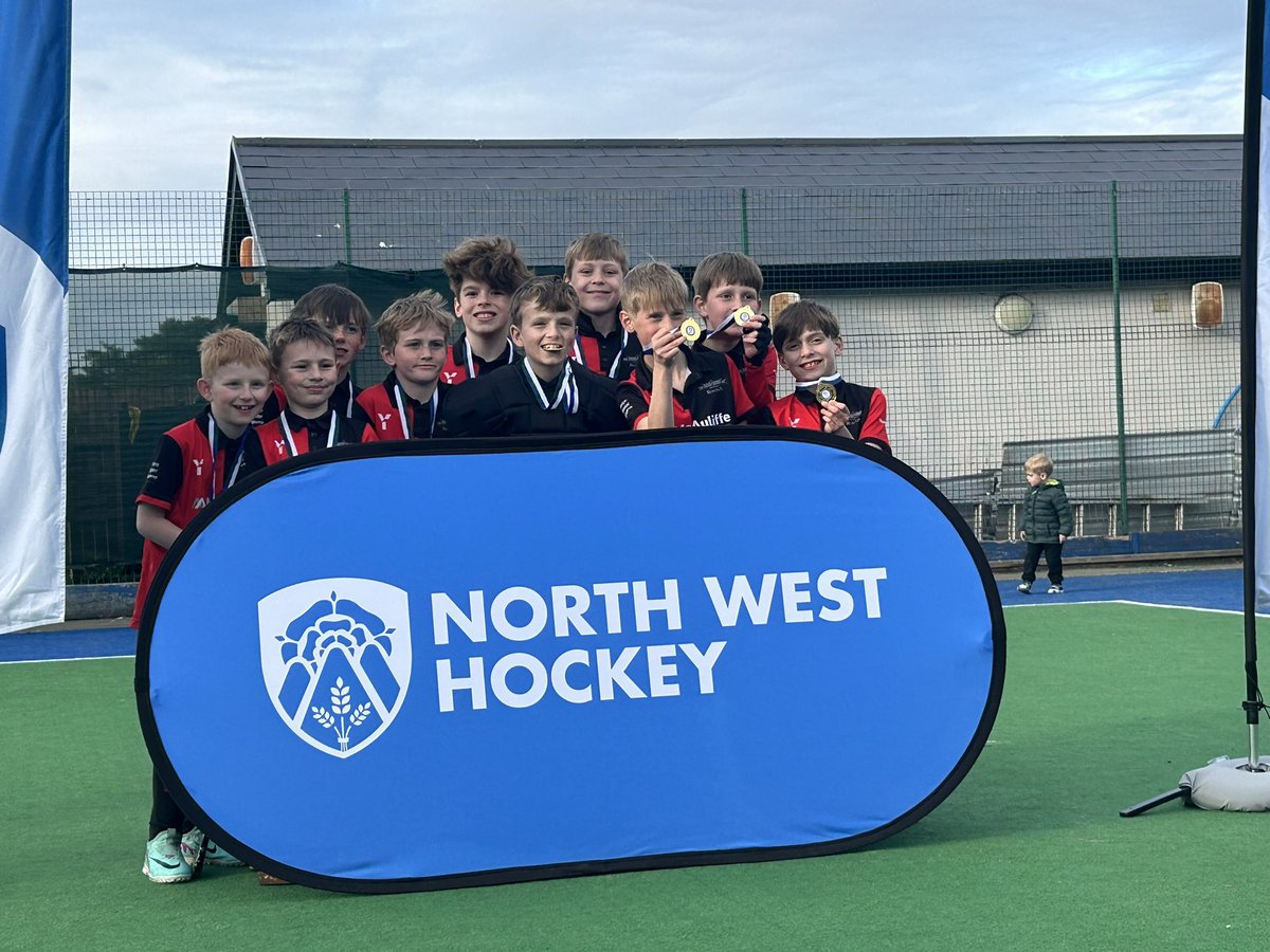 hardingham_s80's tweet photo. Lucas with his club team Bowdon HC winning U10 North West hockey tournament 🥳 https://t.co/3MSnN1Kvzc